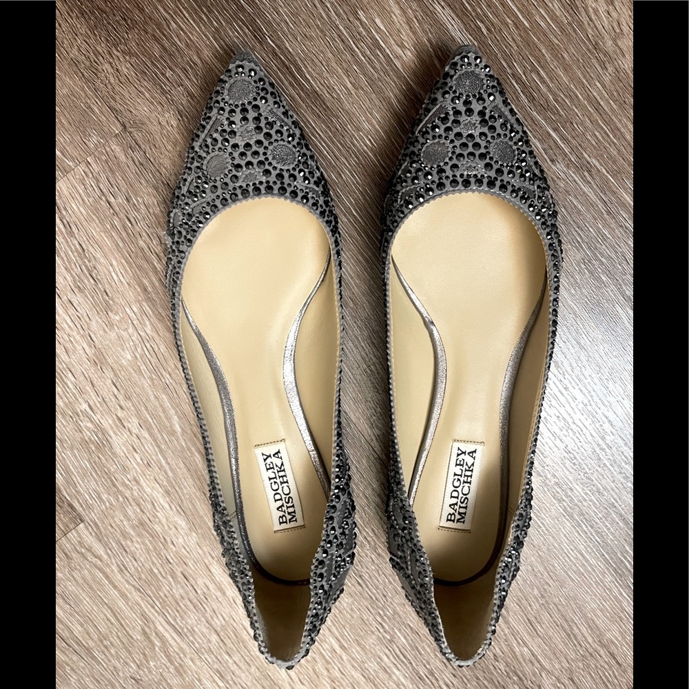 Badgley Mischka 8 Gigi flats